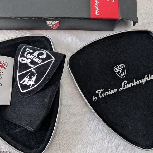 Tonino Lamborghini Stainless Steel Keychain - Picture 4 of 6
